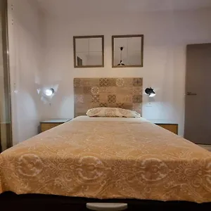 Exclusividad A Pie De La Torre De La Catedral Granada